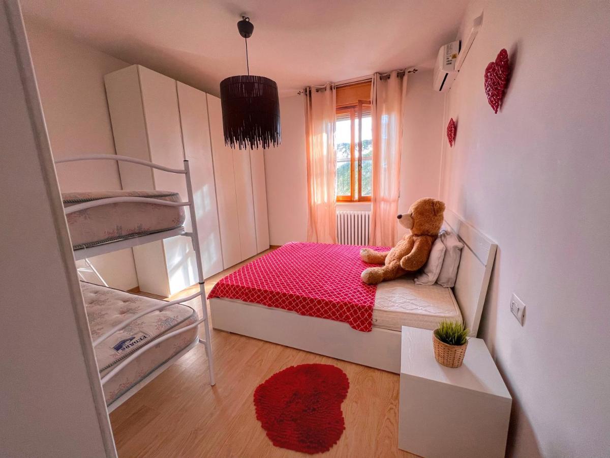 Lovely Apartment A Due Passi Dal Mare Rimini Exterior photo